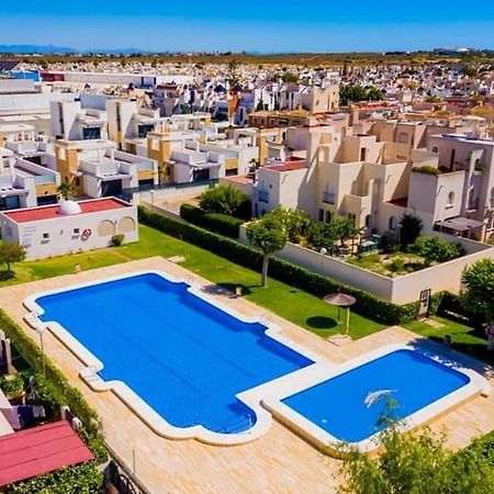 Torrevieja Azahar Del Marアパートメント エクステリア 写真